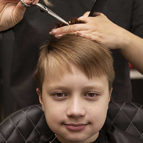 Детско подстригване на деца до 7 години