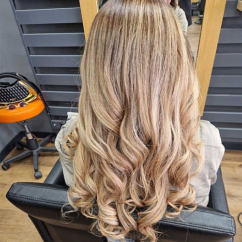 Навиване на косата с маша / преса